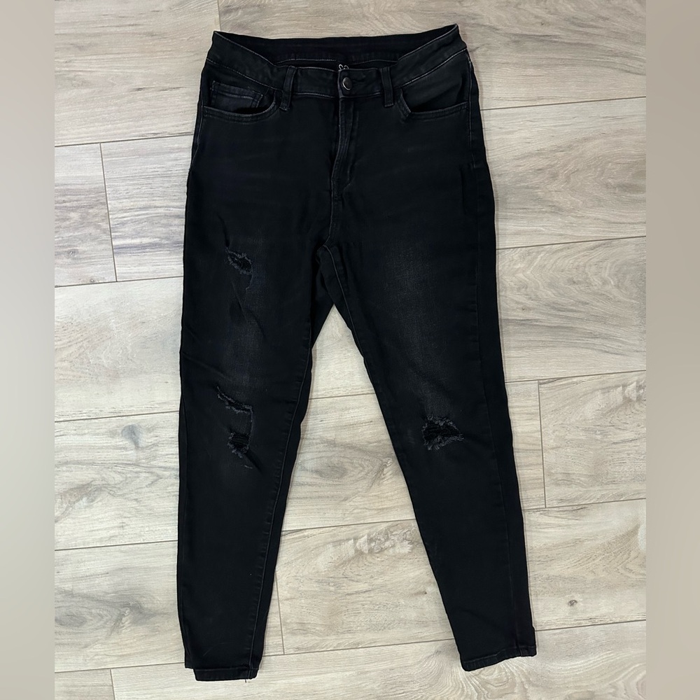 Windsor Distressed Black Skinny Jeans